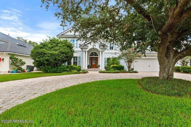 Foto del edificio - 1175 Eagle Point Dr