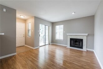 Building Photo - 4500 E Oltorf St