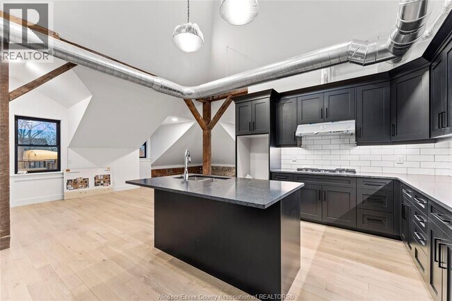 Photo du bâtiment - 247 Brock St