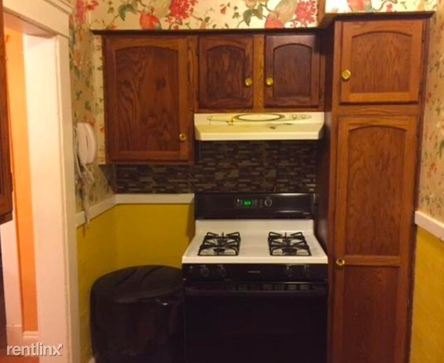 Foto del edificio - 839 E 131st St