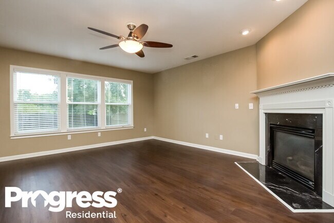 Building Photo - 146 Parkmont Ct