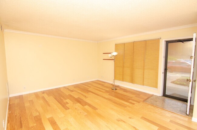 Foto del edificio - 210 Old Hickory Blvd