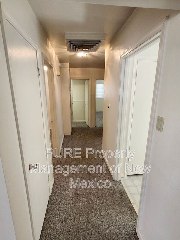 Foto del edificio - 2304 E 16th St