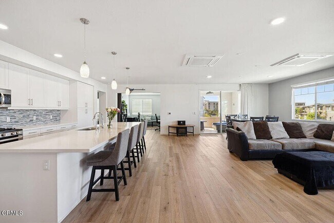 Foto del edificio - 2800 Wagon Wheel Rd