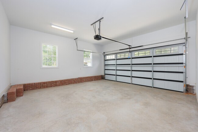 Foto del edificio - 518 Woods Drive