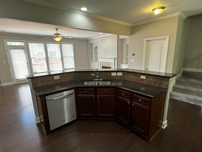 Foto del edificio - 3329 Twinrose Pl