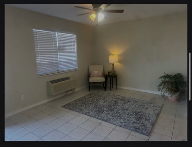 Building Photo - 6760 Prutzman Rd