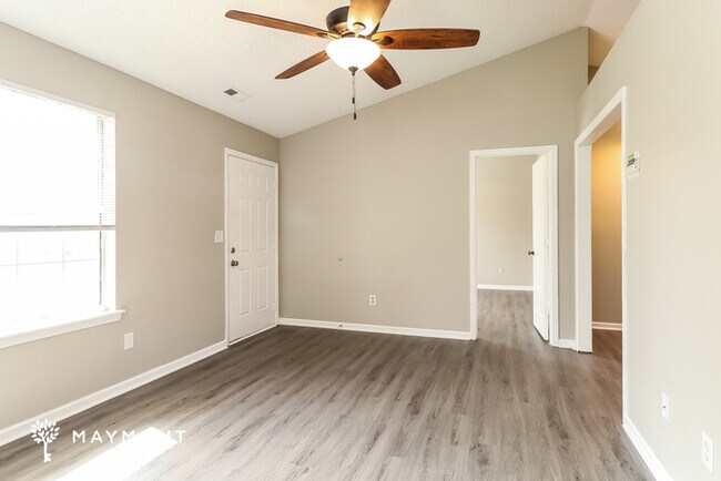 Foto del edificio - Cozy Three Bedroom