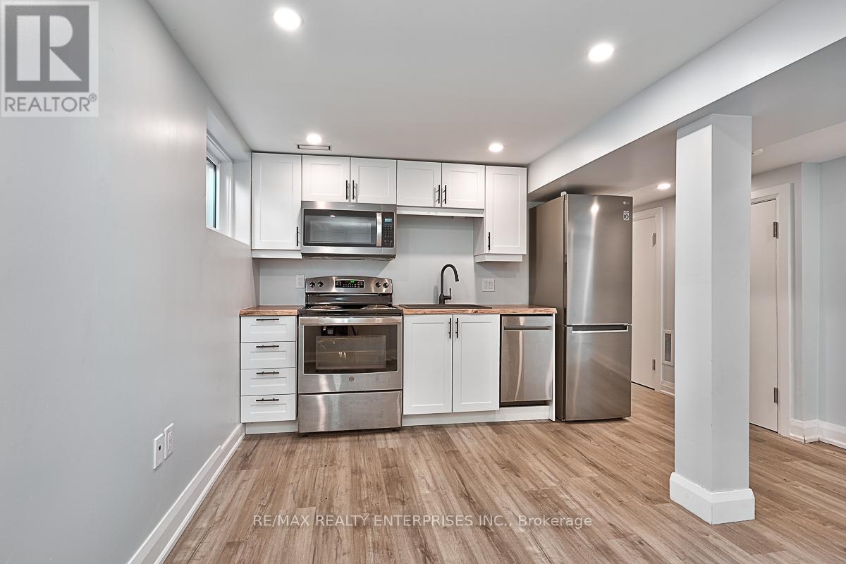 Photo principale - 2 Holmstead Ct