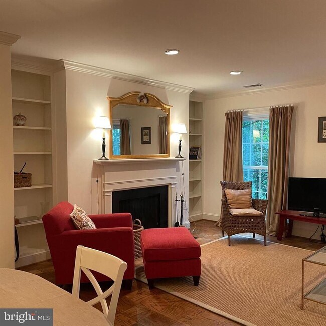 Photo - Wesley Heights Beautiful Fully Furnished 2 Bed, Two and a Half Bath Apartment