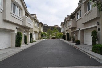 Building Photo - 10398 Scripps Poway Pkwy