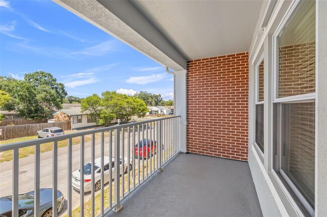 Building Photo - 1510 W Cypress St