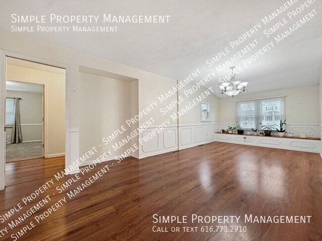 Foto del edificio - 5352 Queensbury Dr SE