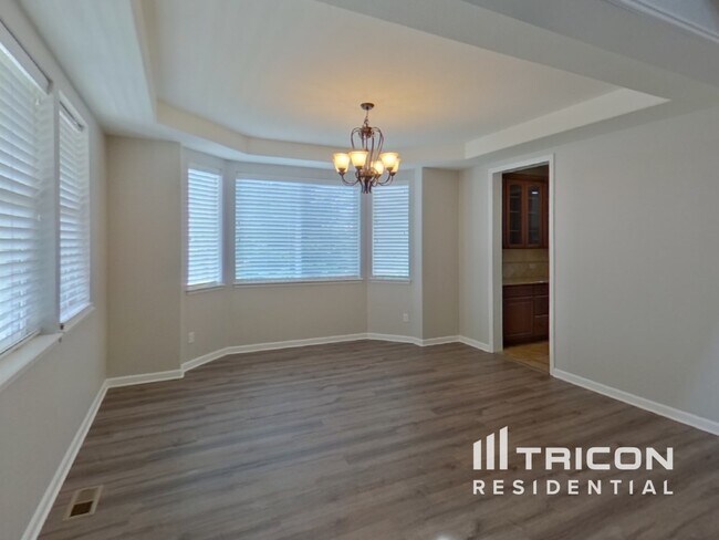Building Photo - 781 Dublin Pl