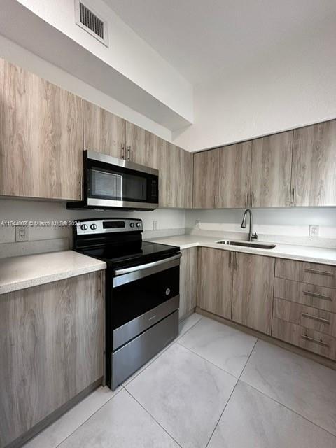 Foto del edificio - 1082 NE 145th St
