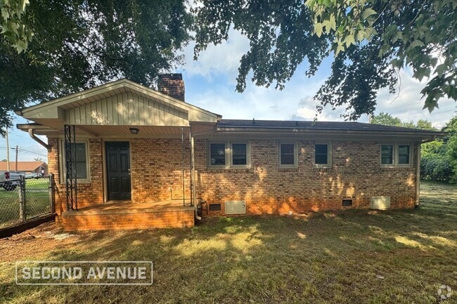 Building Photo - 441 Walser Rd