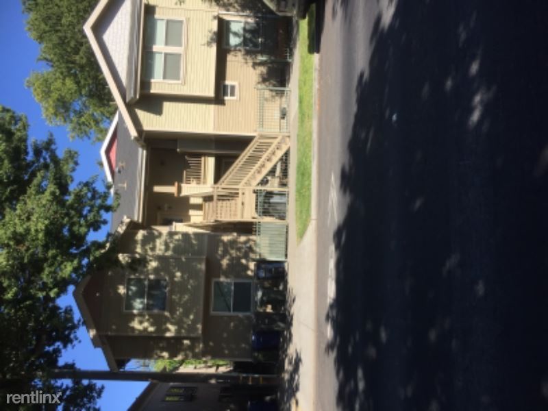 Primary Photo - 1 br, 1 bath Townhome - 2025 9th St A Unit A