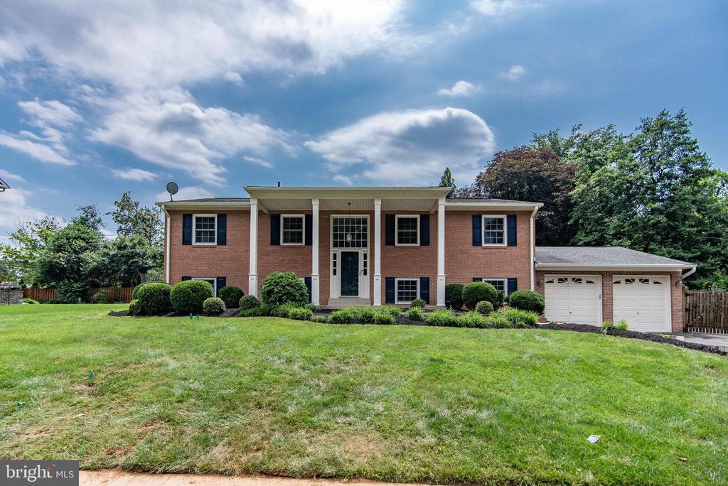 Primary Photo - 402 Holloway Ct NE