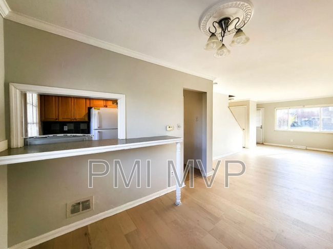 Foto del edificio - 242 Broad Meadows Blvd