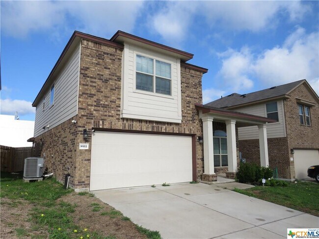 Building Photo - 8911 Polmont Dr