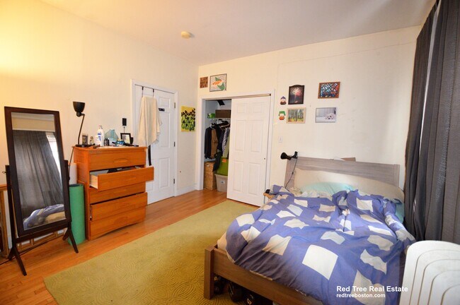 Foto del edificio - 322 St Paul St