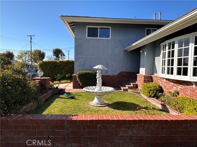 Foto del edificio - 28068 Braidwood Dr