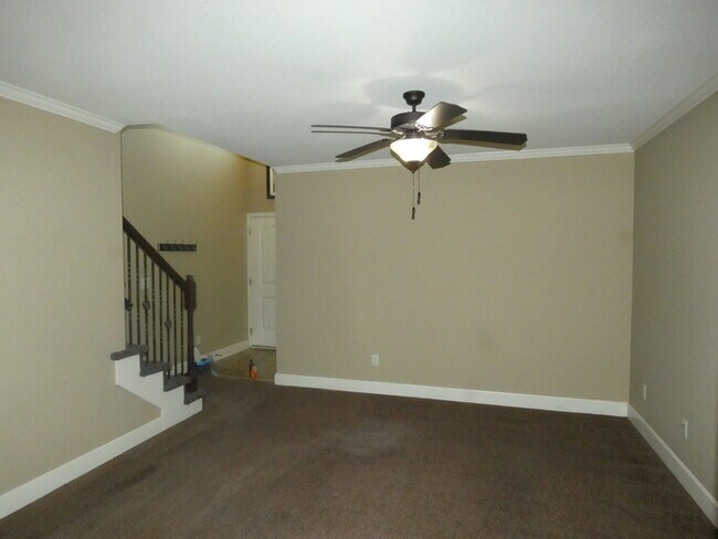 Foto del edificio - Popular Area Townhome 4329 NE 83rd St.