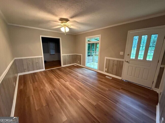 Foto del edificio - 3945 Fraser Cir