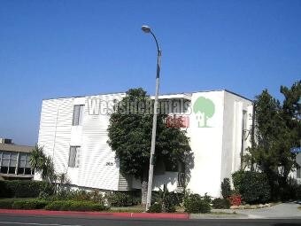 Foto principal - 2615 Lake Ave