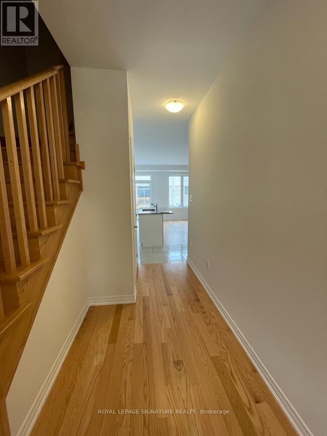 Photo du bâtiment - 48 Bayardo Dr