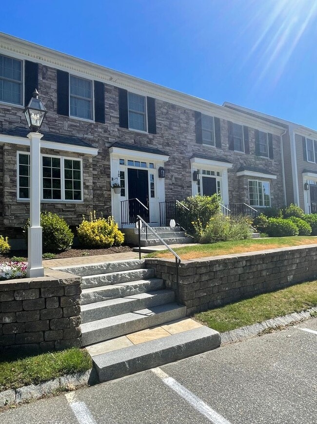 Building Photo - 1 Sawyer Ln