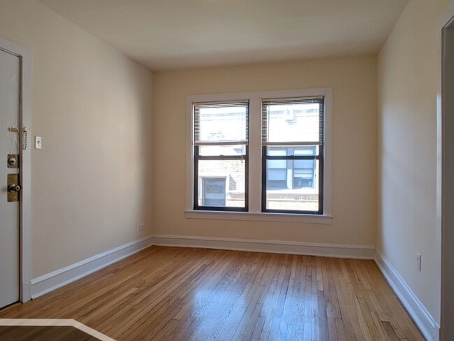 Building Photo - 2649 N Spaulding Ave