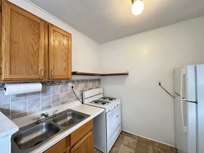 Foto del edificio - 2332 N Spaulding Ave