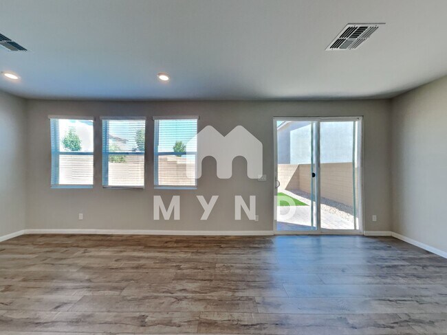 Building Photo - 4188 Silver Torch Ave