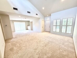Building Photo - 1611 Potomac Dr
