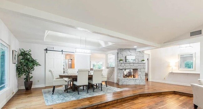 Foto del edificio - 22243 W Craggy View St