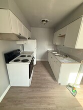 Building Photo - 1323 Imperial Ct