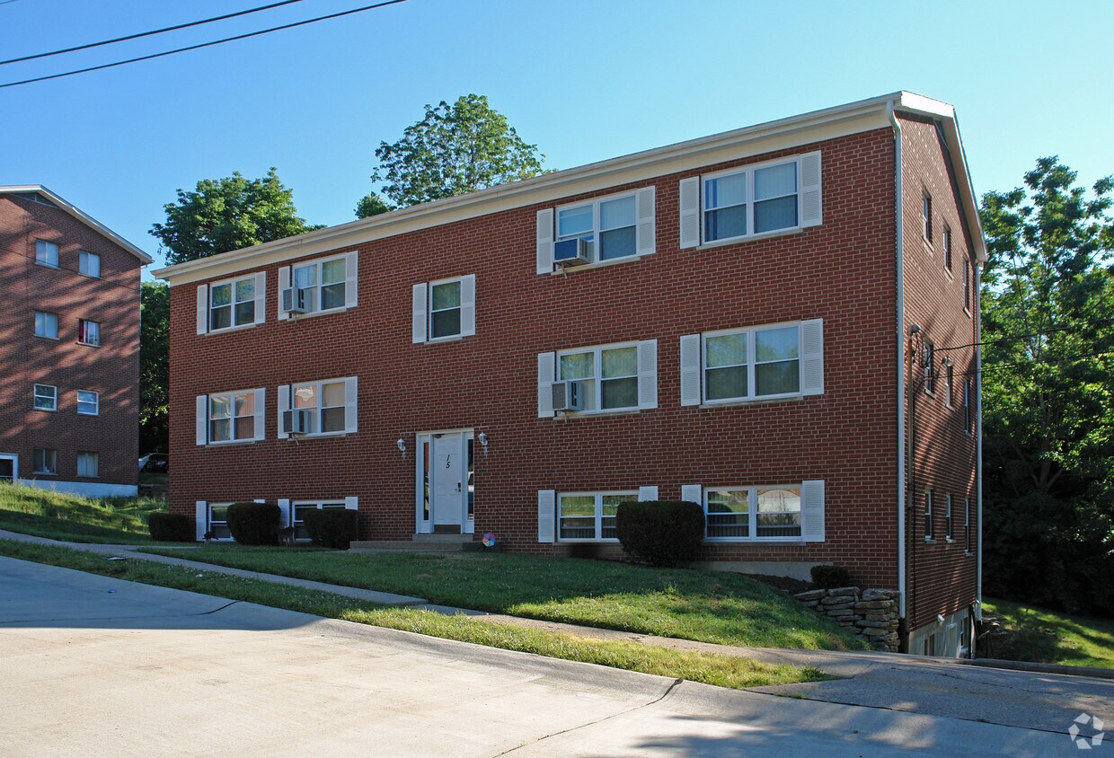 15 Bordeaux Dr, Newport, KY 41076 Apartments in Newport, KY