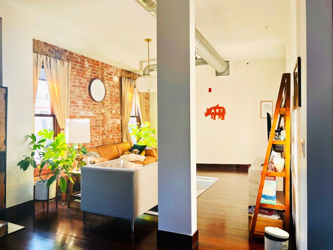 Foto del edificio - 2101 Larimer St