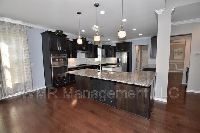 Foto del edificio - 10513 Skipping Rock Ln NW