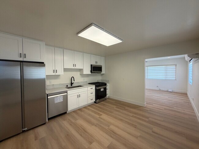 Foto del edificio - 3468 Juniper St
