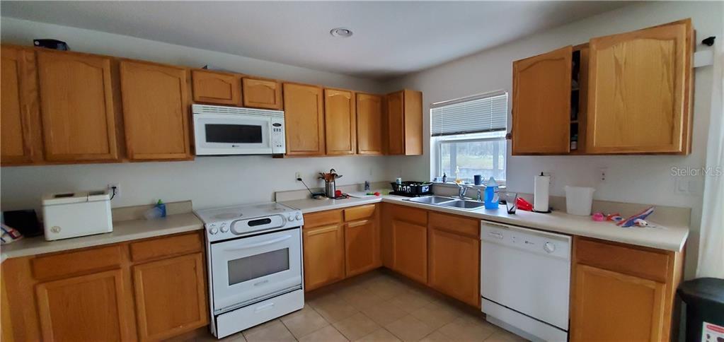 Foto del edificio - 213 Granada Blvd