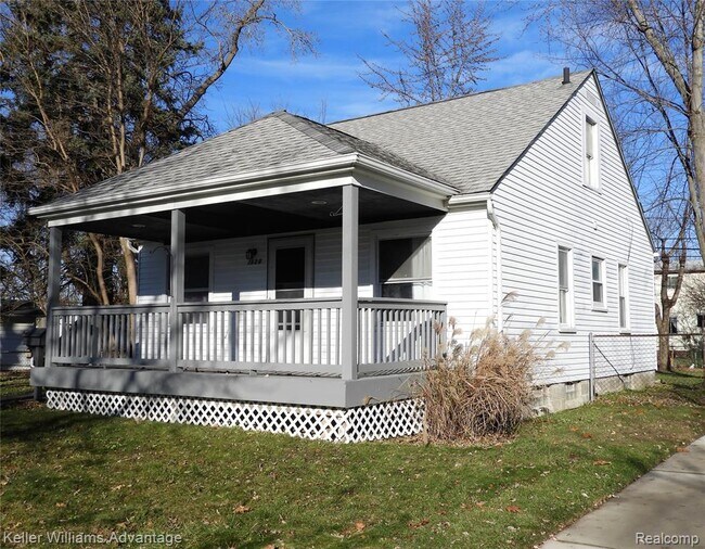 Building Photo - 1523 Woodward Heights