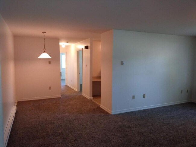 Foto del edificio - 475 E 5th Ave