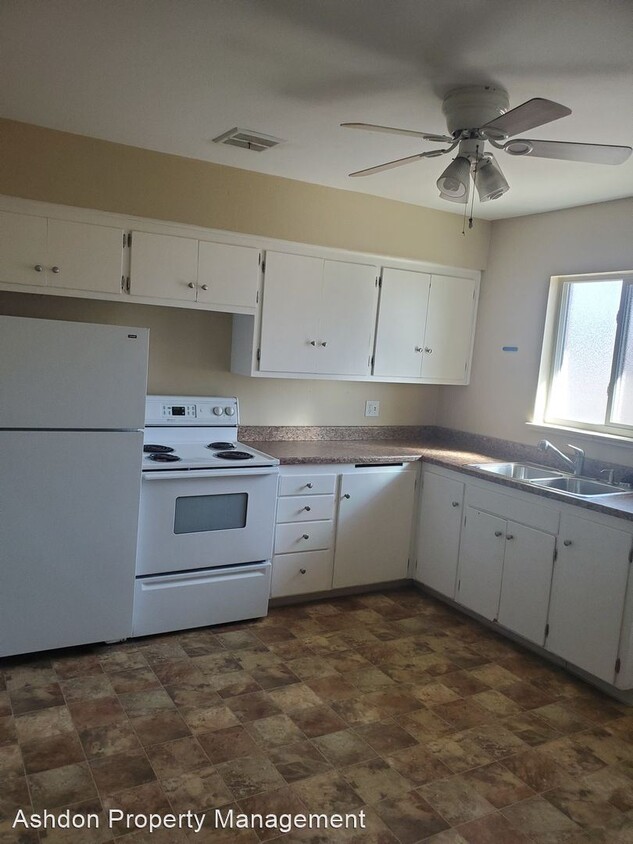 Foto principal - W. W 38th Pl
