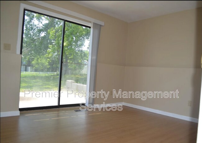 Foto del edificio - 10 Miners Pl