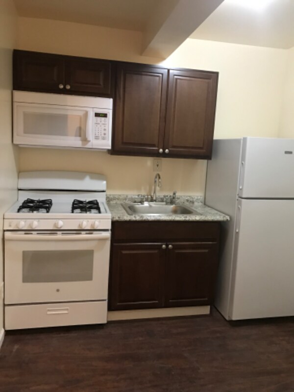 Building Photo - 5145 Cypress St