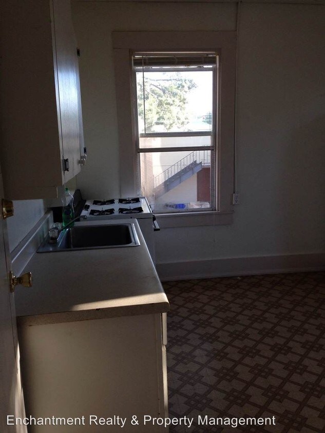 307 W Market St, Silver City, NM 88061 Condo for Rent in Silver City, NM