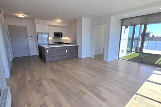Building Photo - 40 Pinehurst Ave