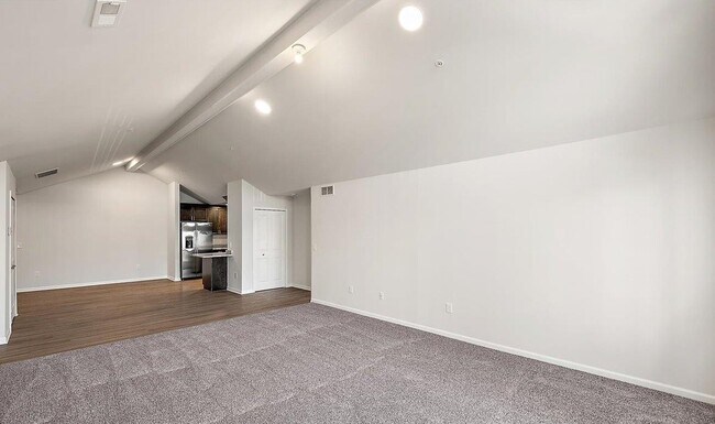 Foto del edificio - 8292 Heywood Cir